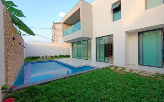 DUPLEX MODERNE 330m2 6PIECES+PISCINE BINGERVILLE FREE-WORLD HÔTEL
