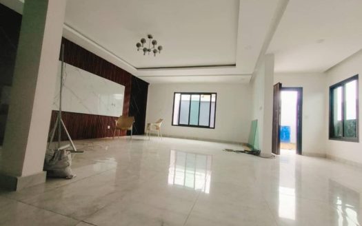 DUPLEX MODERNE 200m2 5PIECES ANGRE CHU