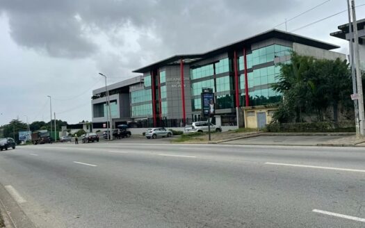 Vente de terrain de 1488 m² à Abidjan cocody riviera golf 04