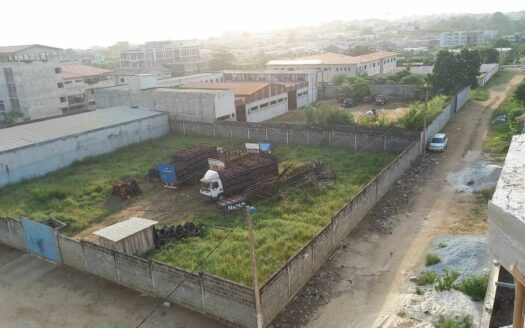 TERRAIN CLÔTURÉ 1400m2 BINGERVILLE