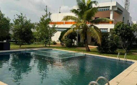 Location d,un Triplex de 23 pièces de haut standing à la Riviera 3