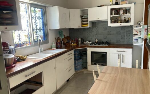 Superbe villa avec piscine à vendre à 160 millions aux 2 plateaux