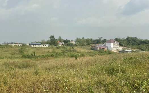 10 lots à vendre à AZAGUIE AHOUA ( 10 mins d&rsquo;Abidjan par la Y4)