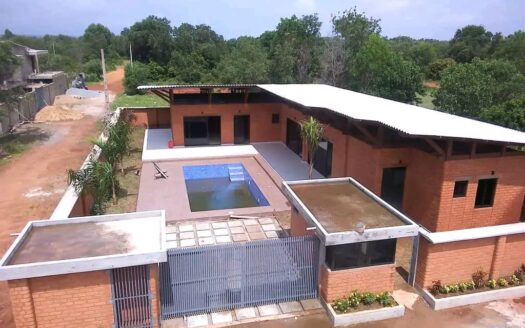 VILLA SUR 600 M2 AVEC ACD À VENDRE À ASSINIE MAFIA