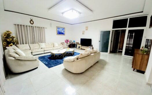 Villa Duplex 5 pièces à louer à Cocody Riviera