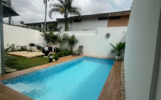 Villa Duplex meublée 5 pièces à louer au II Plateaux