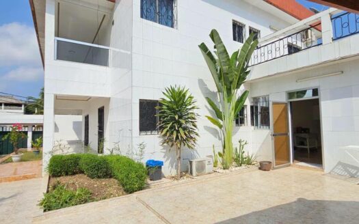 Villa Duplex 11 pièces à louer à Cocody Riviera