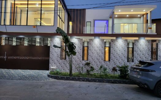ELANGE et CONFORT – Villa somptueuse de 350 m²  Voie de BASSAM