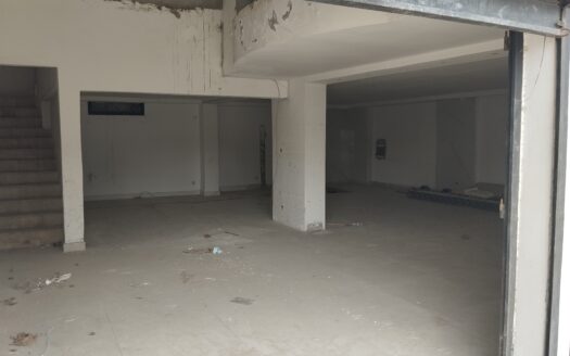 À louer marcory 400m² en mezzanine sur le boulevard de Marseille à bietry