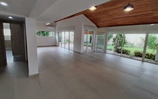 A LOUER | VILLA BASSE F7 | COCODY RIVIERA III