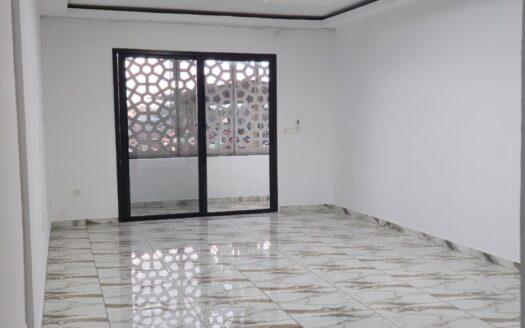 Apparemment en vente – Marcory