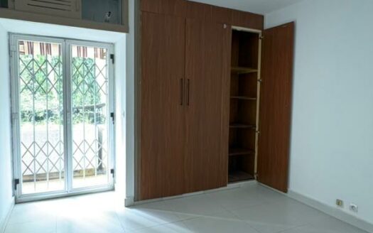 LOCATION APPARTEMENT 04 PIECES – COCODY DANGA