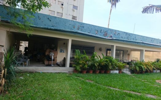 A VENDRE VILLA + TERRAIN (673m2) avec ACD à ABIDJAN– ZONE 4