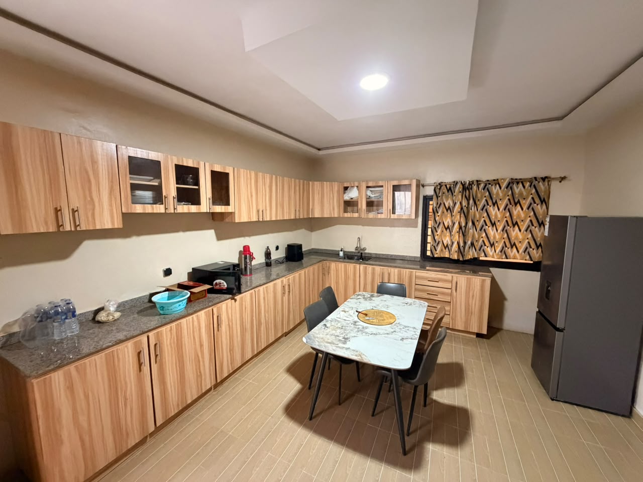 LOCATION VILLA DUPLEX DE 11 PIÈCES AVEC PISCINE A BINGERVILLE — photo 5
