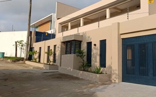 À VENDRE — VILLA DE 7 PIÈCES | RIVIERA 4 SYNACASSI 2