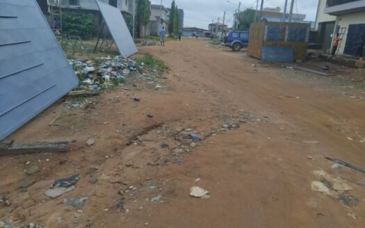 VENTE TERRAIN DE 600 M² AVEC ACD A COCODY ANGRÉ NOUVEAU CHU