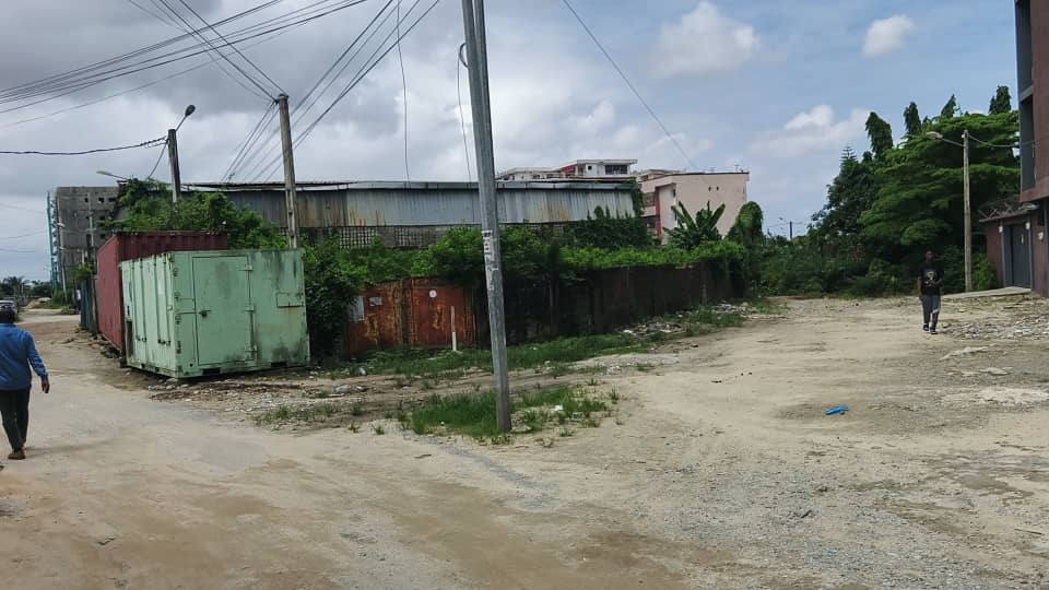 Terrain de 600 m2 à Cocody Riviera 4 — photo 5