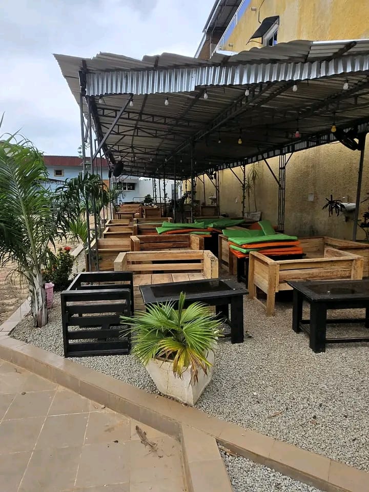 COMPLEXE HÔTELIER D’EXCEPTION À VENDRE – GAGNOA — photo 2