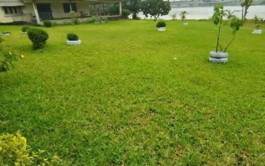 Terrain en vente à Yopougon-locodjro
